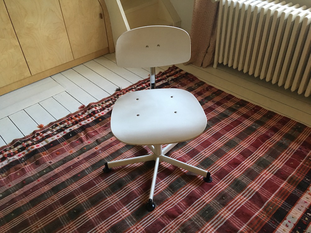 Desk chair vintage, white wood Nicechairs
